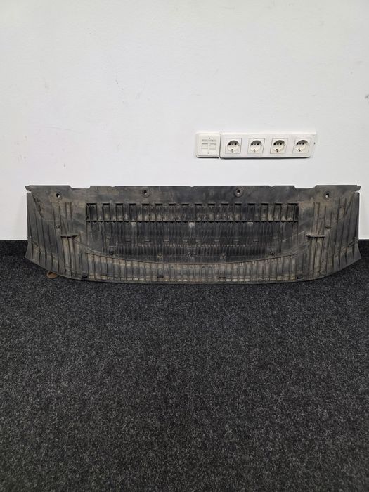 Bara fata Audi A6 C7 4G, bara spate, scut sub bara, grile cromate