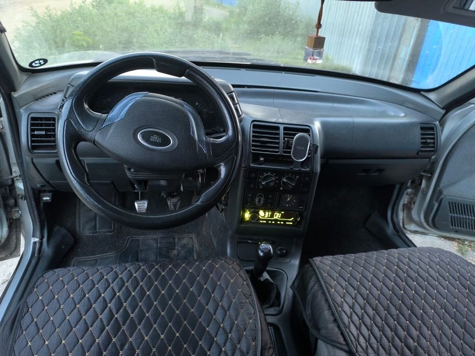 Продам ВАЗ  2110 1.5