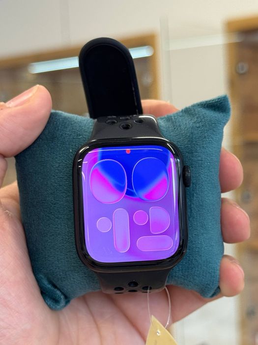Apple Watch series 7 45 mm