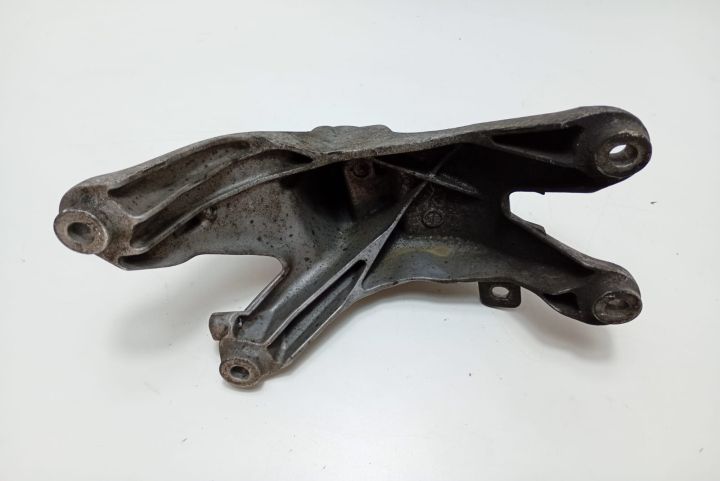 Suport  motor dreapta 8K0199308BD Audi A5  seria