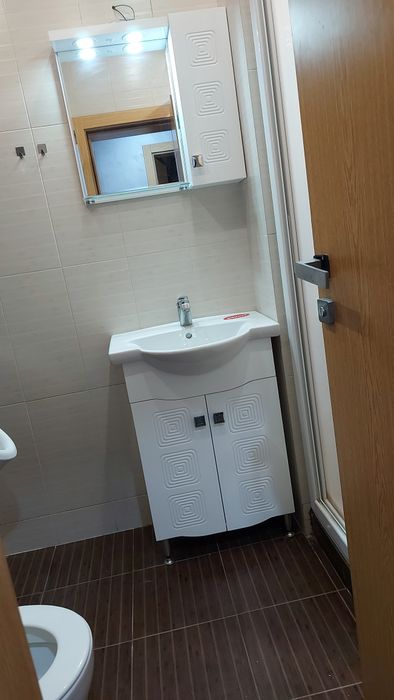 Дава се под наем Тристаен апартамент в Пловдив, Коматевски възел - 80 кв.м за 484.5 € - Снимка #16