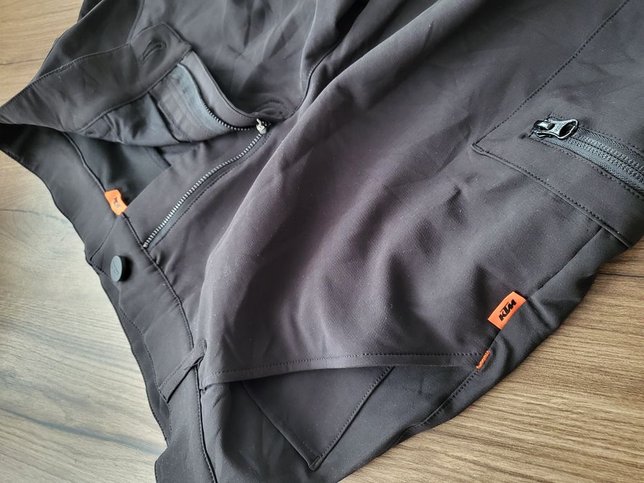 KTM Pantaloni scurți marimea M
