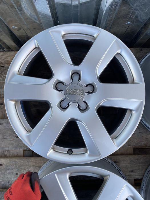 17 цола 5 х 112 мм Ауди , Audi Q 5 , A 6 , Q 3 , A 4  , A 3