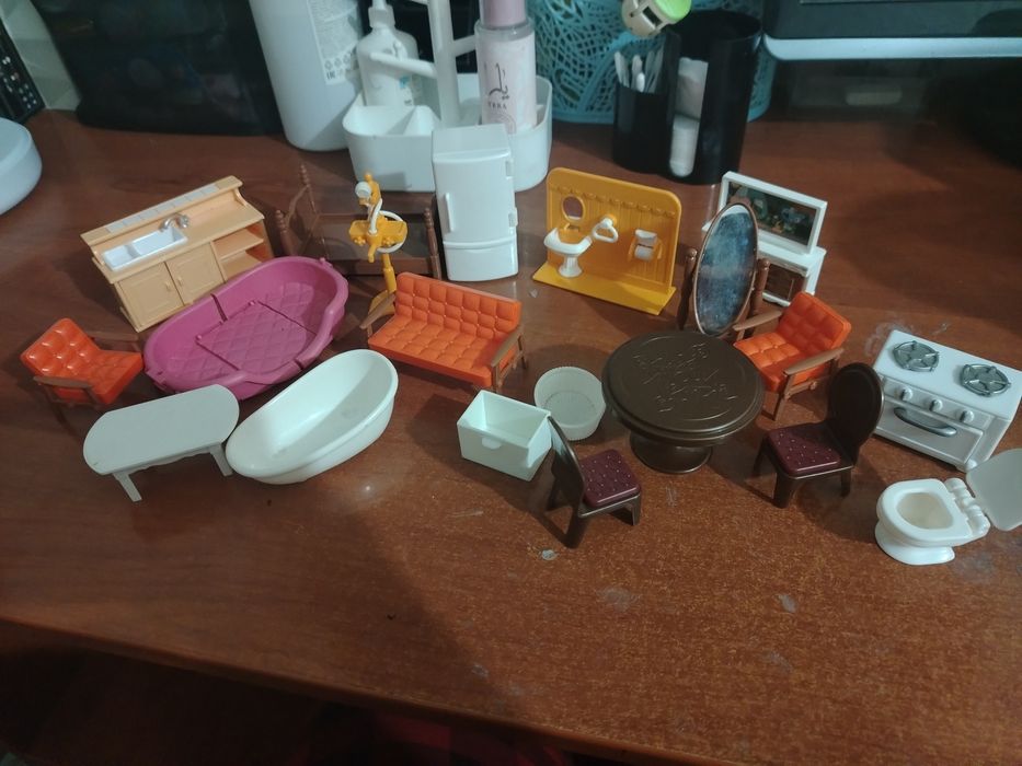 Продам фигурки LPS набор