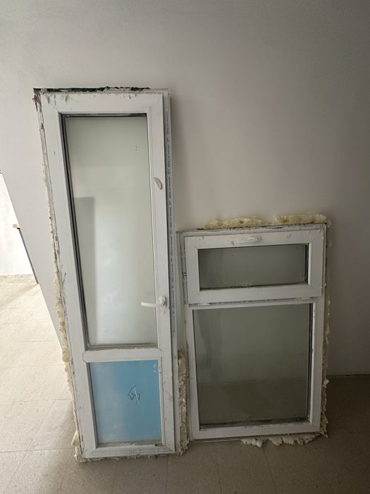 Дверь и окно для балкона