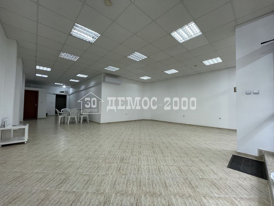 Дава се под наем Магазин в Варна, Левски - 75 кв.м за 1530 € - Снимка #3