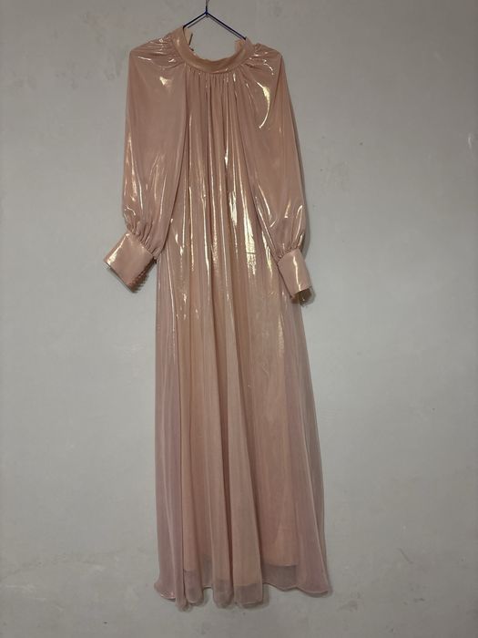 Женская платье обувь