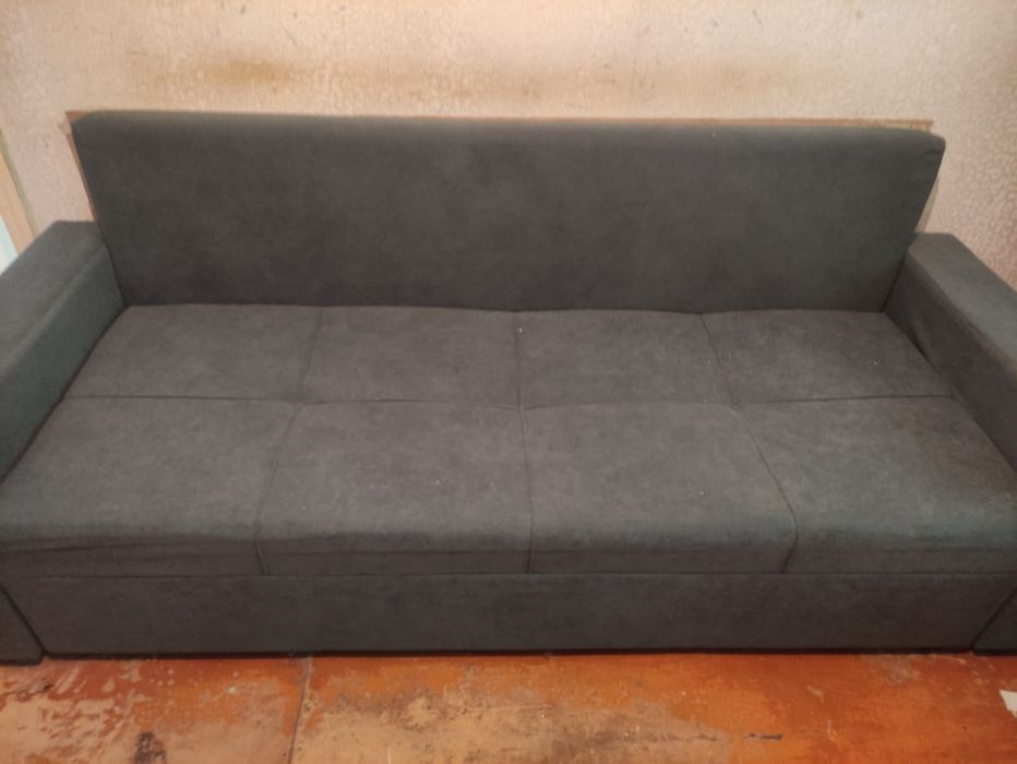 Диван бу в хорошем состоянии