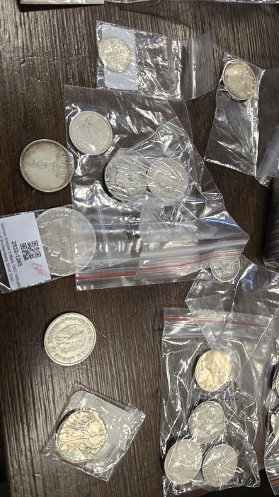 Сребърни монети 3 евро на грам в 999 проба