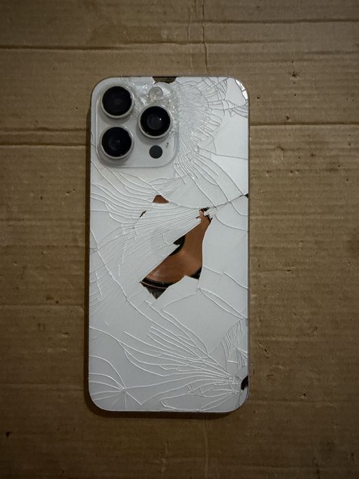 Vand iphone 15 pro max 256g