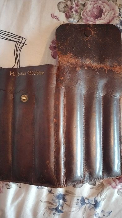 Калъф  кожен за бръсначи