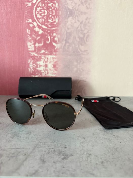 Слънчеви очила carera