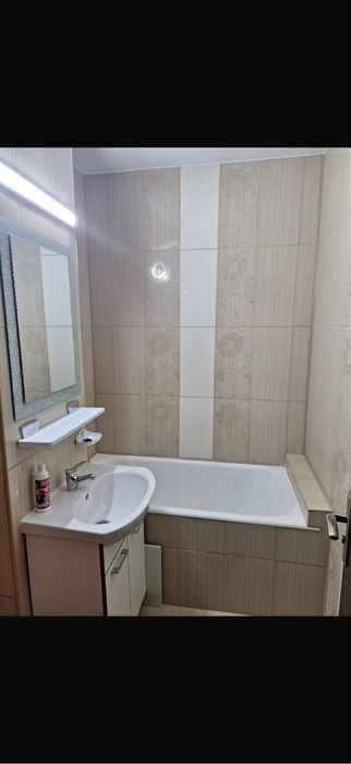 Inchirier aparatament cu lift nou  utilat modern  cu 3camere semidecomandat