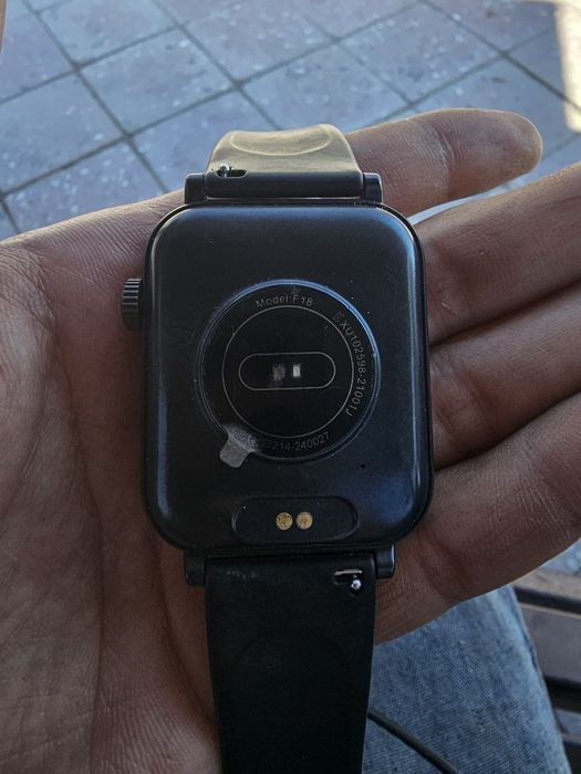 Смарт часы F18 в продаже