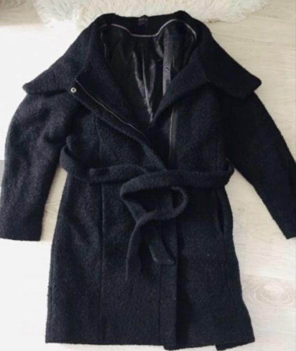 Черно палто  М/Л