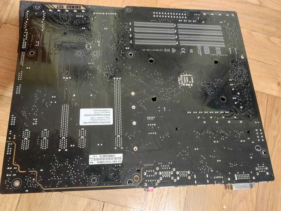 AMD Ryzen 7 3700X + Asus TUF B450 Plus Gaming