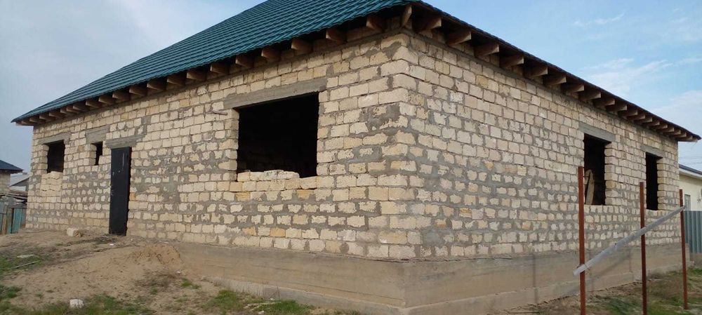 Жаңаталаптан үй сатылады