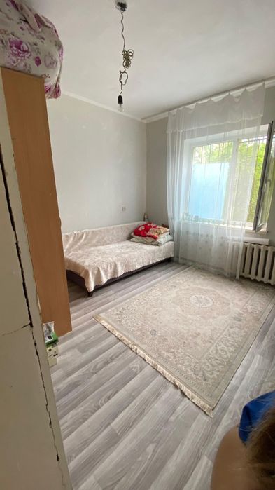 Продается 2 х комнатная квартира  в городе Тараз 9 микрорайон