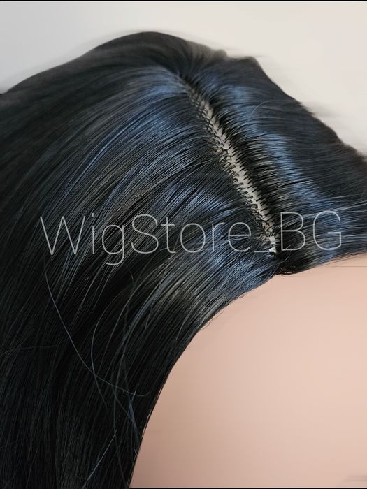 Дълга черна перука на леки вълни без бретон