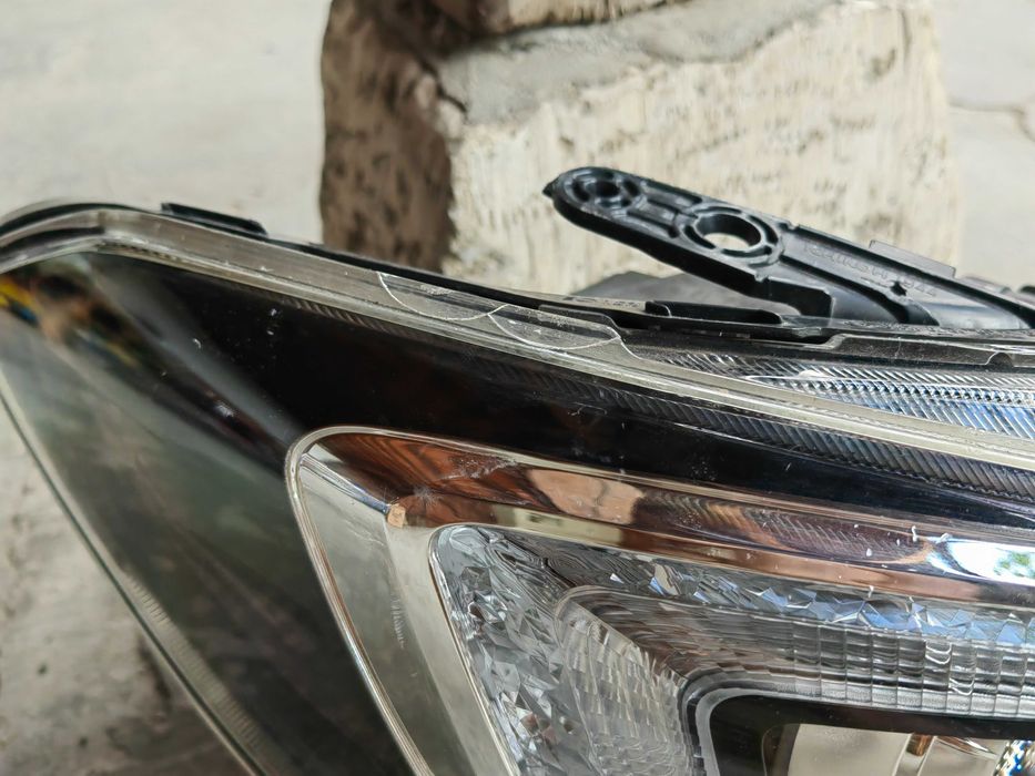 Фар Subaru Impreza WRX LED десен/ Фар Subaru Levorg черен Оригинален