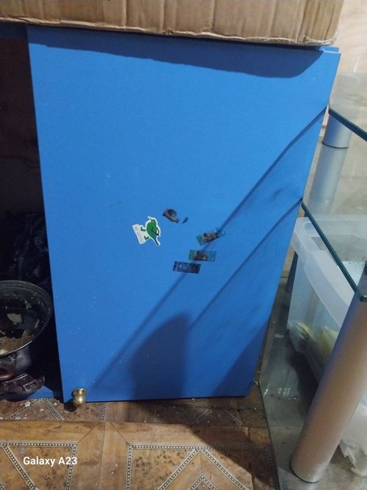 Продам стол стеклянный