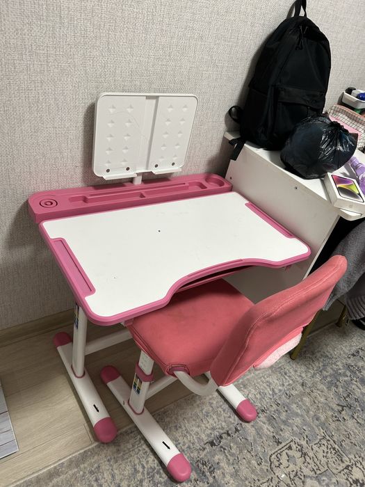 Срочно продам столик и стул