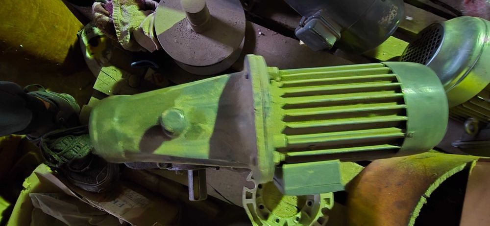 Ел.Двигател-Елпром-1.5 кв- трифазен.