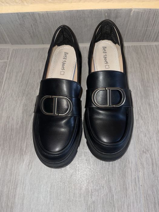 Дамски елегантни лоуфъри