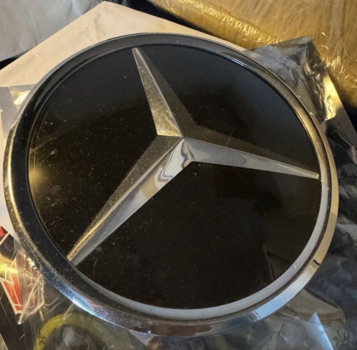 Embleme Volkswagen/Mercedes