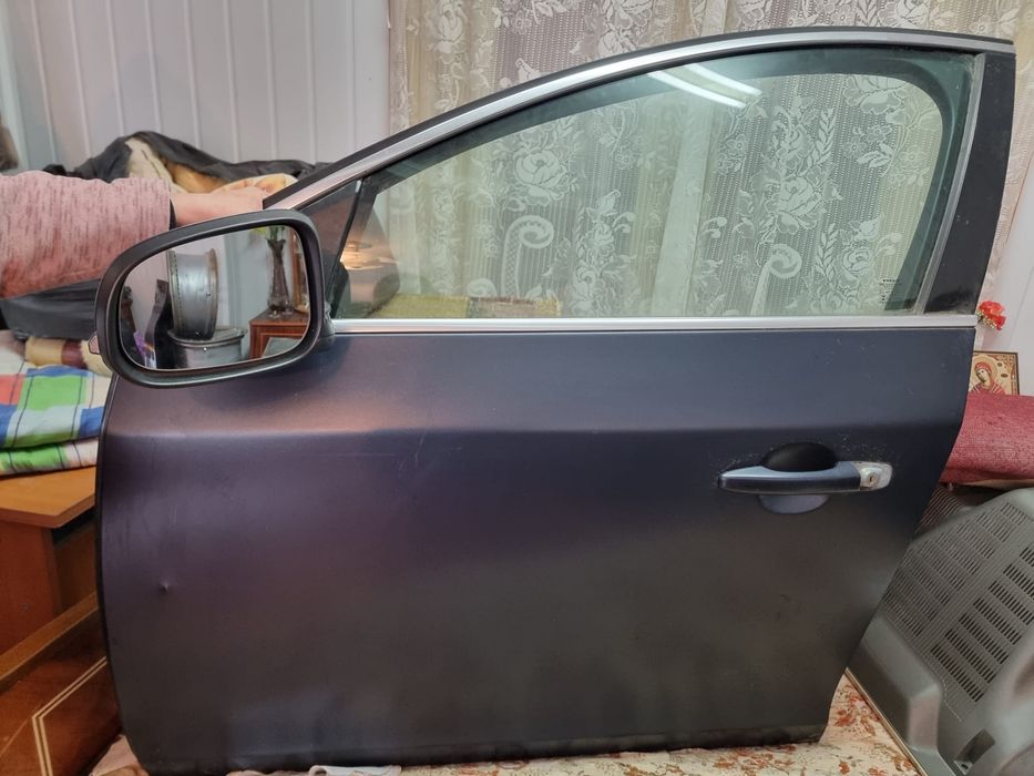 Vand piese volvo s60  1.6 diesel an fab 2013