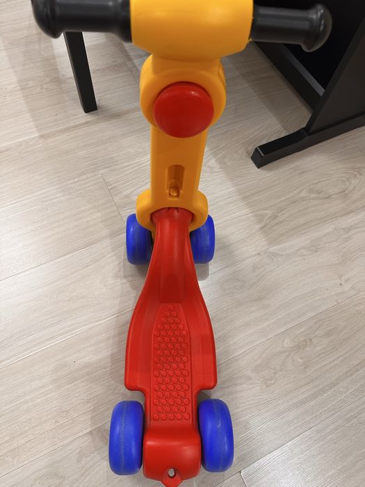 Детский малышковый самокат для дома /квартиры