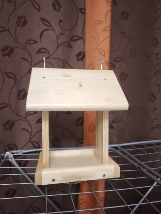 Кормушка для птиц