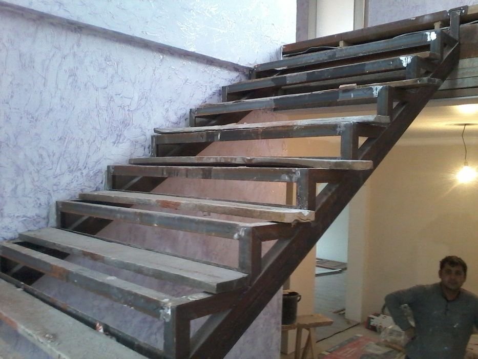 Лестницы каркас 200 000 тг