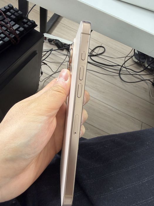 Iphone 16 pro max 256 Sim card