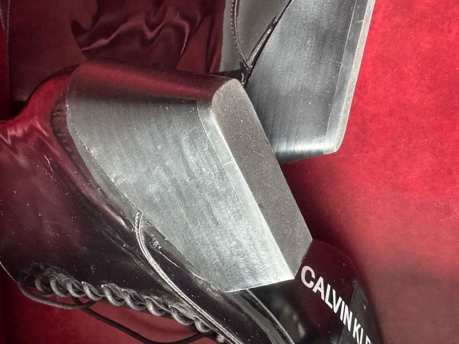 Дамски лачени боти Calvin Clain