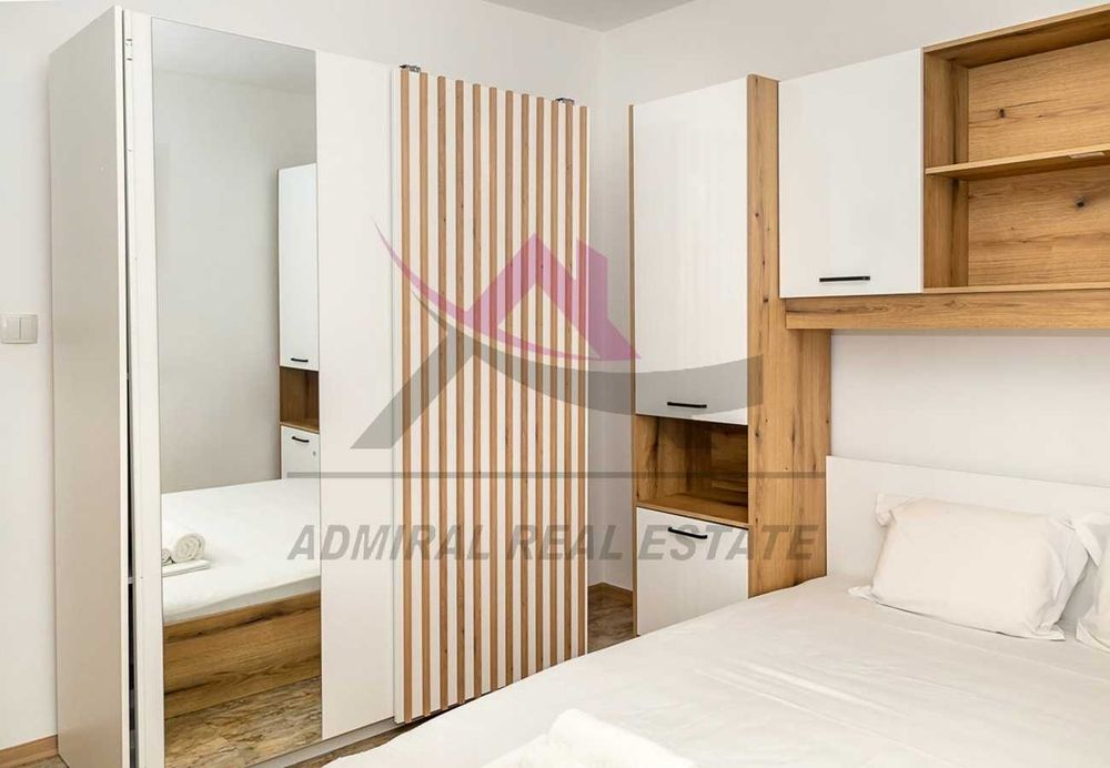 Дава се под наем Двустаен апартамент в Варна, Базар Левски - 53 кв.м за 650 € - Снимка #3