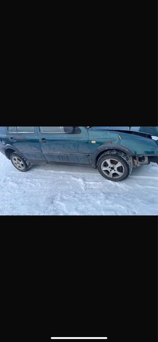 Гольф3 по  запчастям 1.8 мотор