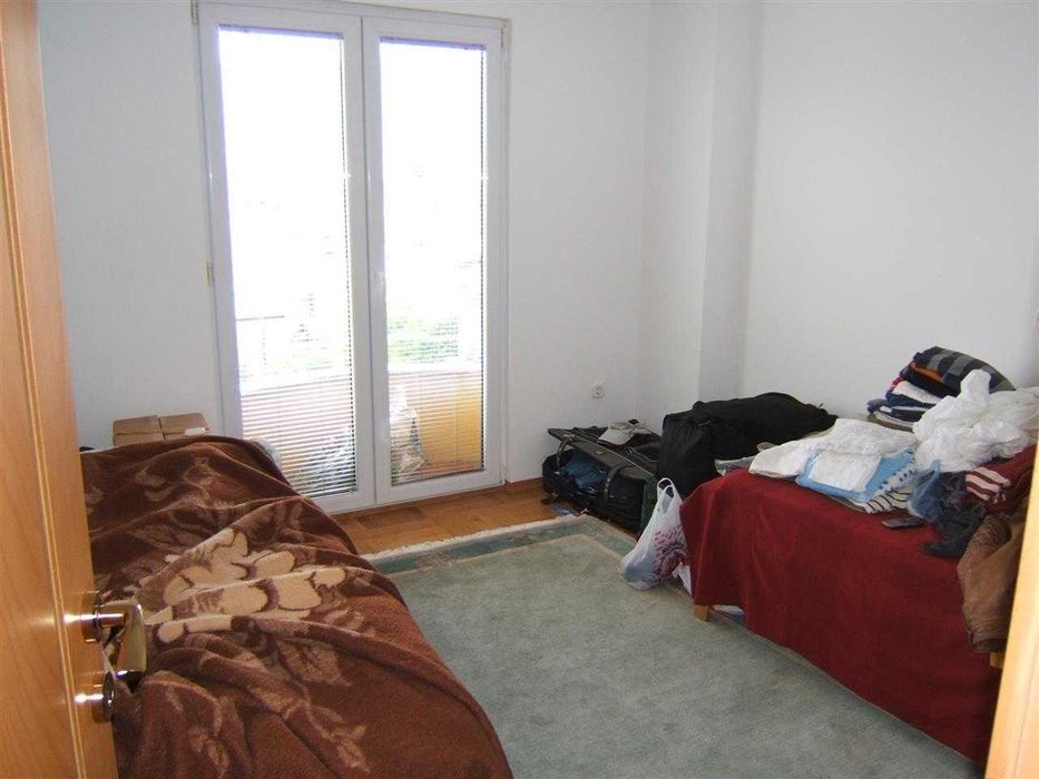 Дава се под наем Тристаен апартамент в София, Център - 90 кв.м за 612 € - Снимка #1