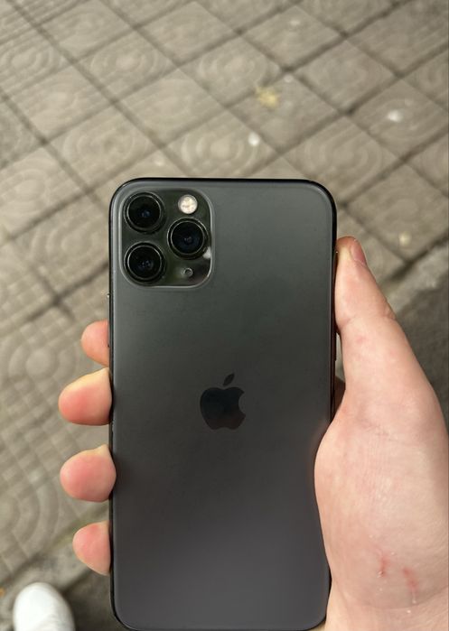iphone 11 pro by