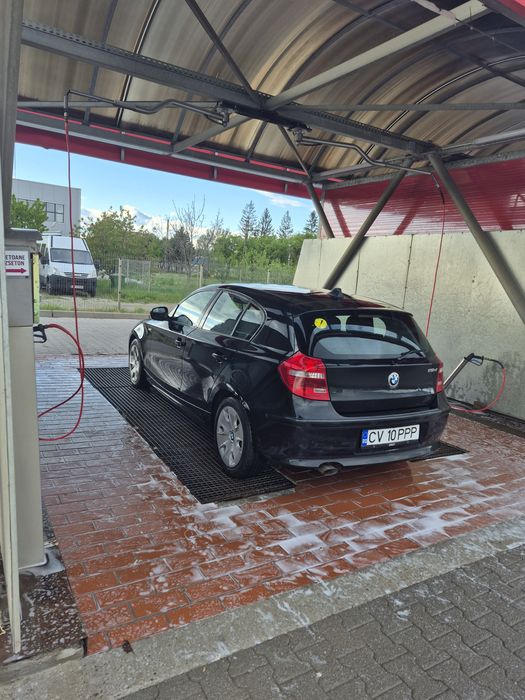 Bmw lci 118d 2011