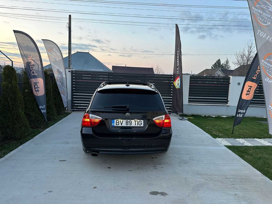 BMW Seria 3  318d  înmatriculată  Cash sau Rate