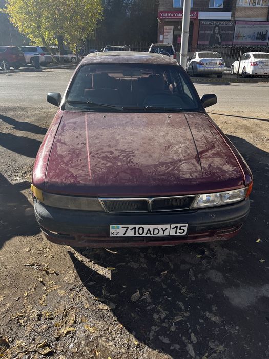 Mitsubishi Galant