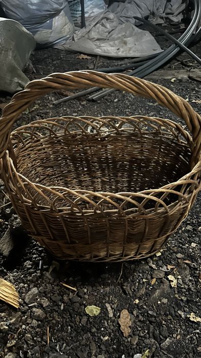 Продам корзину большую