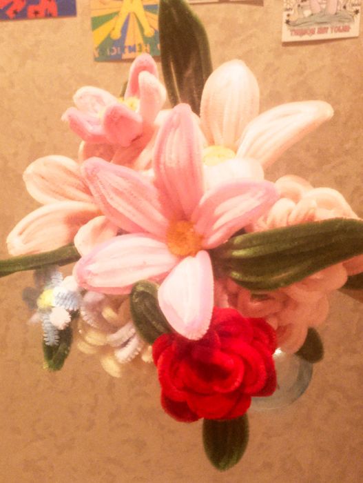 Цветы из пушистой проволоки