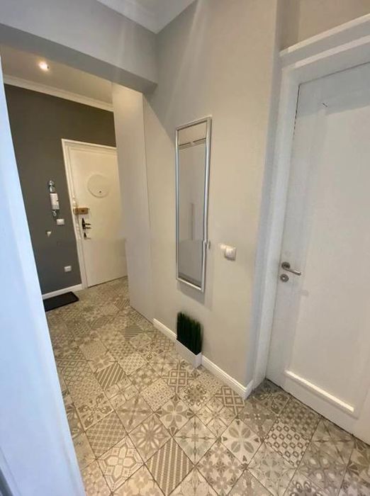 Дава се под наем Двустаен апартамент в София, Център - 68 кв.м за 825 € - Снимка #14