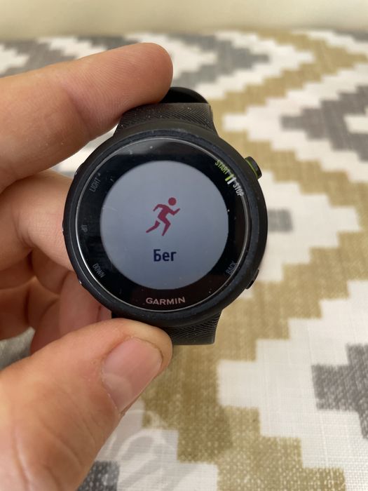 Часы Garmin Forerunner 45