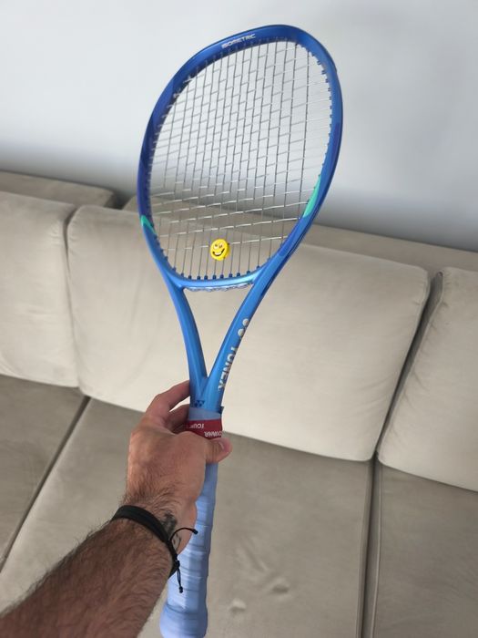 Yonex E-Zone 98,305g