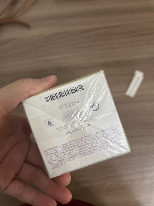 женский парфюм 100 мл.