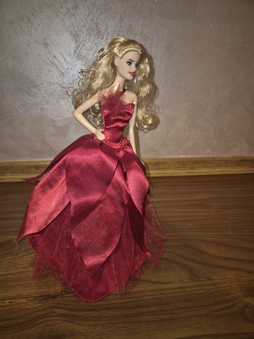 Papusa Barbie 2021 Editie de Craciun