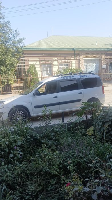 Лада ларгус сотилади